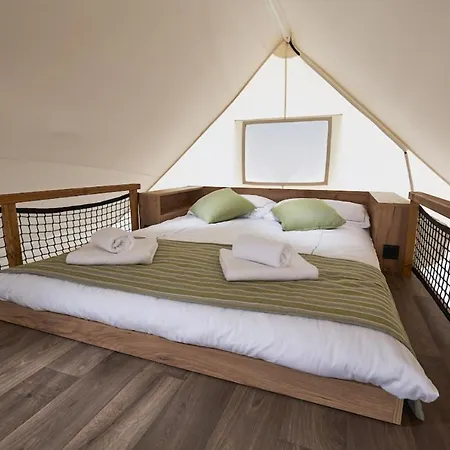 & Glamping Nassfeld By Alps 4* Kotschach-Mauthen