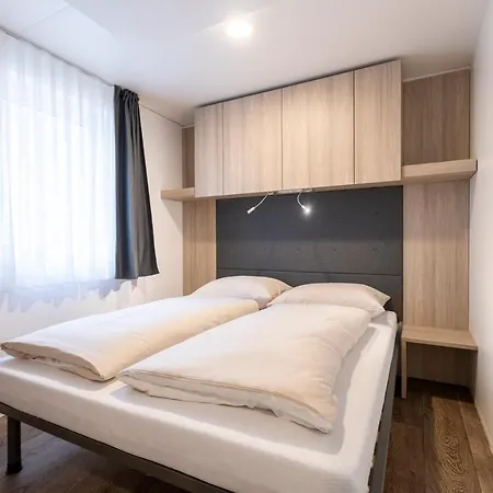 Lüks kamp alanı & Glamping Nassfeld By Alps 4*