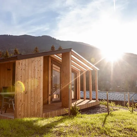 & Glamping Nassfeld By Alps Lüks kamp alanı 4*