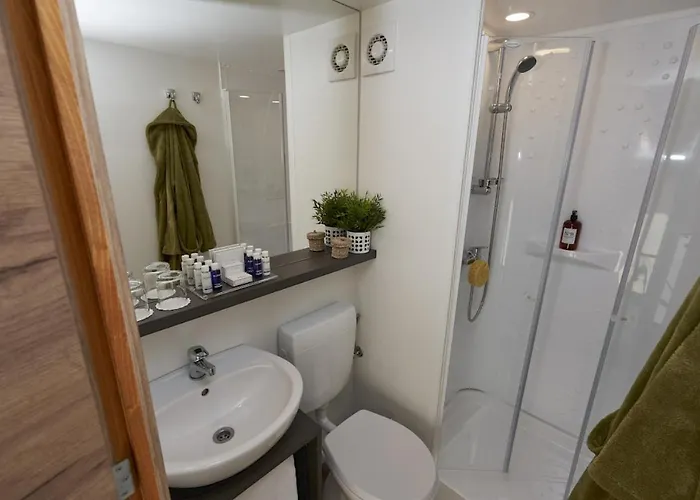 & Glamping Nassfeld By Alps Luxury tent Kotschach-Mauthen